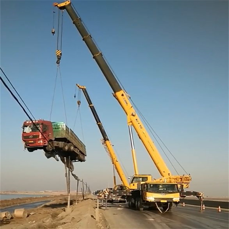 赵西垸林场吊车怎么吊货车